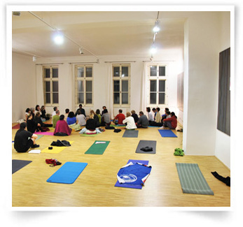 About YogaOmline